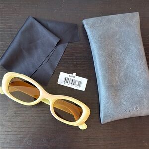 Yellow Retro Sunglasses with Chunky Oval Design